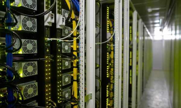 Apagão põe à prova aposta da Ásia Central em rede elétrica integrada e com data centers