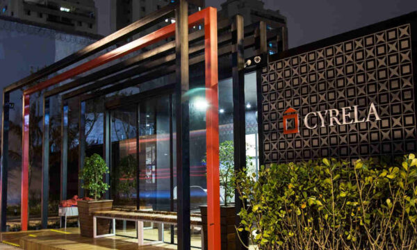 Cyrela (CYRE3): Venda bilionária de ativos sobe no telhado após desist