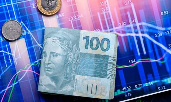 Fundos listados estão baratos? BTG vê janela de entrada após queda e indica em quais investir