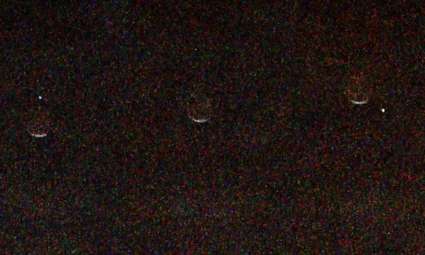 Nasa registra pela primeira vez a Terra desaparecendo no céu de Marte