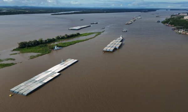 Sem dragagem e com El Niño, crescem riscos para transporte de grãos no Tapajós