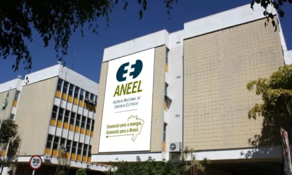 Aneel mantém bandeira tarifária amarela em setembro