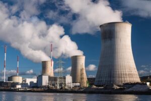 Demanda por urânio deve dobrar até 2040 com expansão da energia nuclea