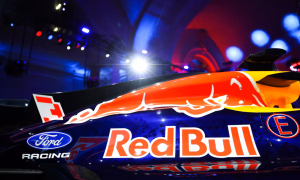 Dança das cadeiras na Red Bull: Verstappen terá novo companheiro no GP da Holanda