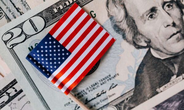 Wall Street fecham no vermelho com inflação acima do esperado e à espe