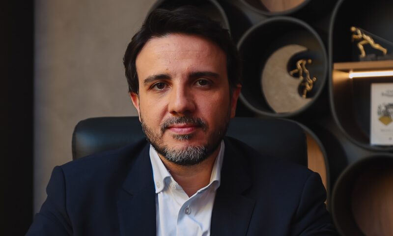 Renan Santos defende dosimetria para Bolsonaro como forma de 'pacificar o país'