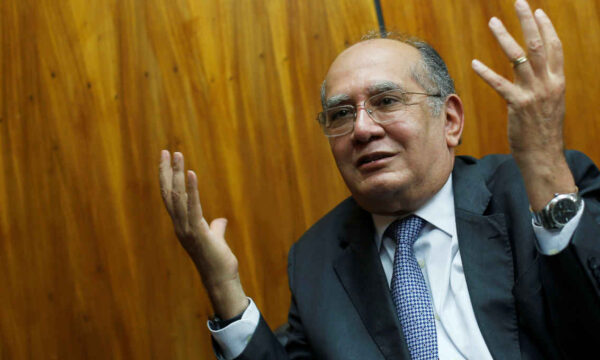 Gilmar minimiza defesa de impeachment de ministros do STF por candidat