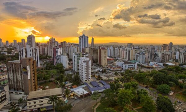 Fundo com imóveis públicos em Goiás pode gerar R$ 12,3 bilhões em vend