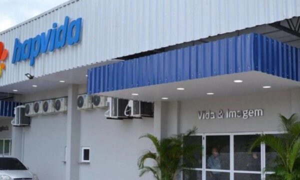 Hapvida (HAPV3) vê lucro desabar 95,8% no 2T26