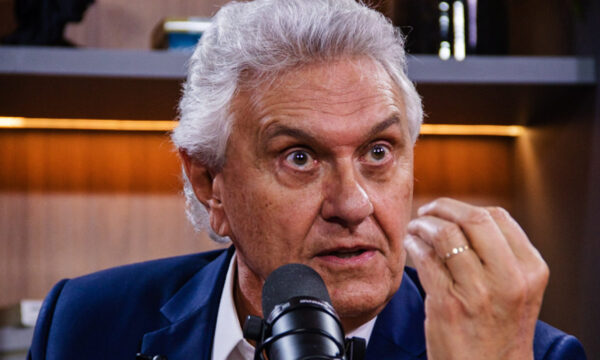 ‘Flávio não entende do assunto’, afirma Caiado ao disputar eleitorado