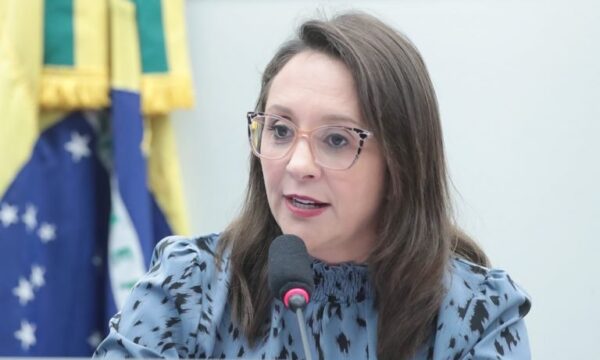 Podemos declara neutralidade na disputa presidencial