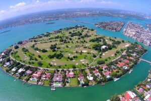 Veja como era Indian Creek antes de a ilha se tornar o ‘bunker dos bil