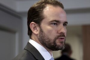Esforço do governo agora é constituir comissão da MP da ‘taxa de blusi