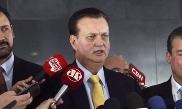 Kassab diz que chance de Flávio Bolsonaro ser eleito é ‘zero’ e que Ce