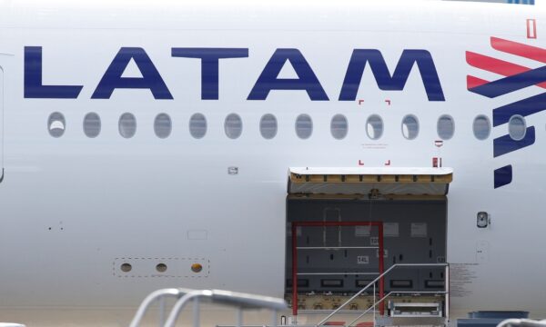 Latam anuncia início da operação com avião Embraer E2 e 8 novas rotas