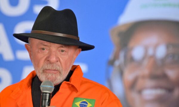 Lula: Congresso aprovará fim da 6×1 e nenhum país vai ‘meter o bedelho’ no Brasil