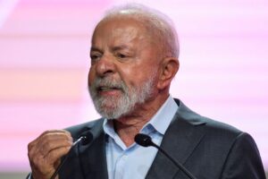 Lula promete investir em defesa e proteger terras raras de China e EUA