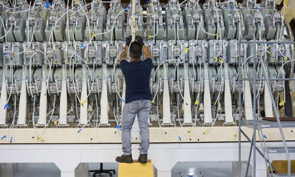 Máquina bilionária busca recorde de energia e mira setor de armas nucl