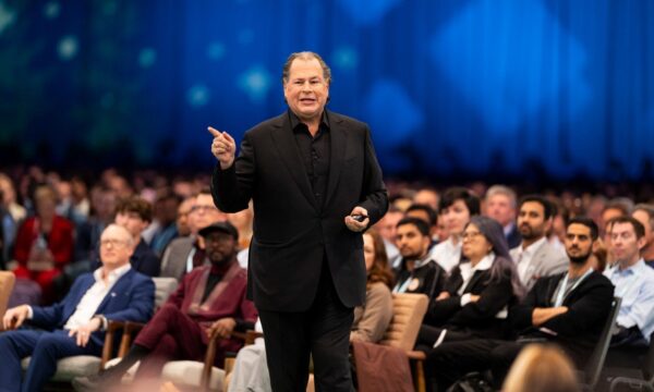 Salesforce está migrando para o modelo “pague se a IA concluir a taref