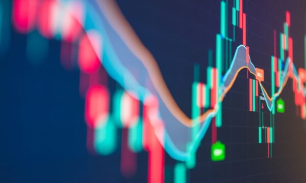 Ibovespa futuro sobe aos 179 mil pontos com produção industrial e exte