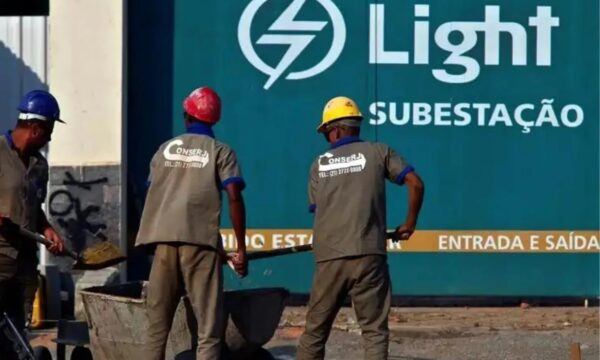 Prejuízo da Light (LIGT3) aumenta 390% e fecha 2º trimestre em R$ 252