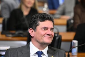PL oficializa candidatura de Sergio Moro ao governo do Paraná