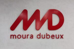 Moura Dubeux (MDNE3) sobe na bolsa após balanço do 2T26; analistas vee
