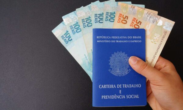 A habilidade mais buscada no LinkedIn tem 2 palavras e possibilita buscar salários de até R$ 53 mil