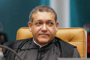 Nunes Marques se reúne com diplomatas e assume defesa da urna em respo