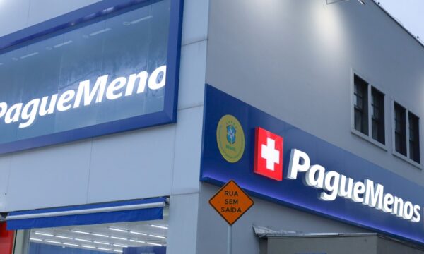 Pague Menos (PGMN3) lucra R$ 73,6 milhões no 2T26, alta de 22,2%