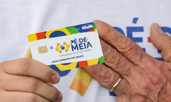 Pé-de-Meia volta a ser pago amanhã; veja datas, valores e quem tem direito em agosto 2026