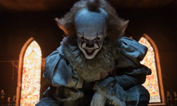 ‘It: Bem-vindos a Derry’: HBO renova série de Pennywise para segunda temporada
