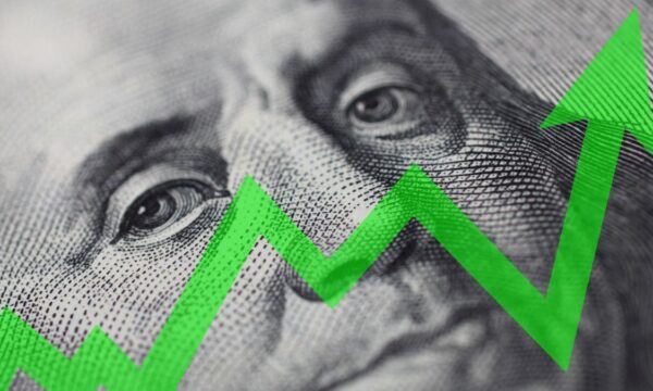 Nasdaq inicia diálogos para operar 24 horas por dia cinco vezes na sem