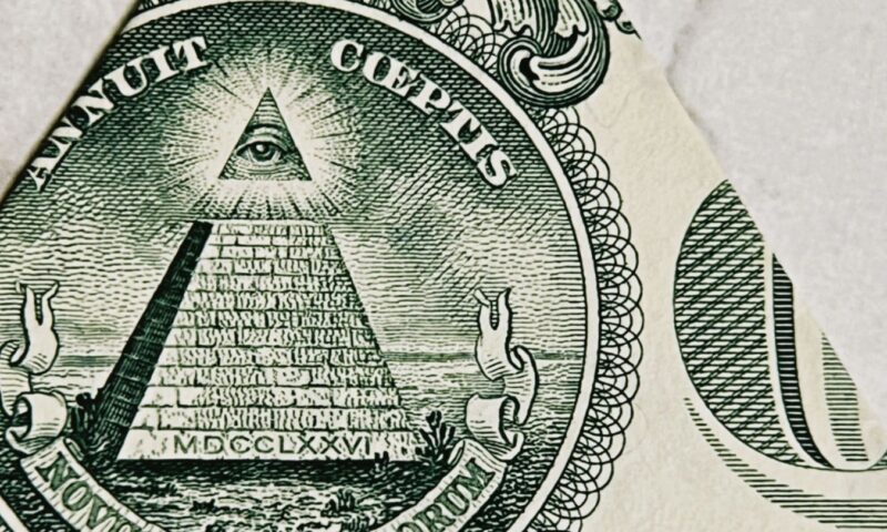 Homem é acusado de comandar esquema Ponzi de criptomoedas de US$ 165 milhões