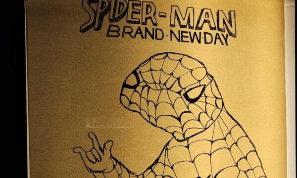 Sem pôster oficial, cinema do Canadá apela para desenho de Homem-Aranh