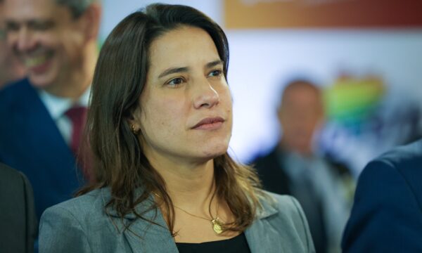 Eleições 2026: Raquel Lyra abre vantagem sobre João Campos na disputa