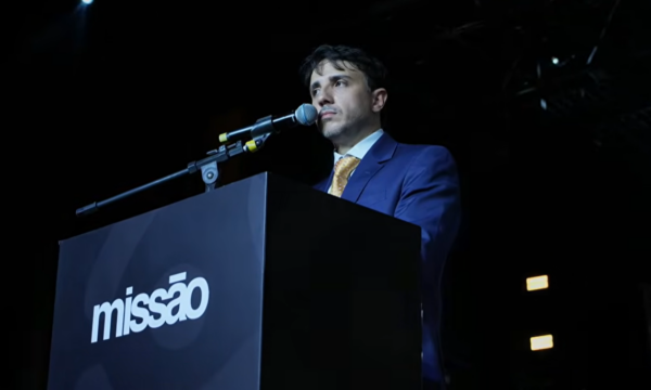 Em reunião com dirigentes do BofA, Renan Santos tratou de corte de gastos e fim das bets