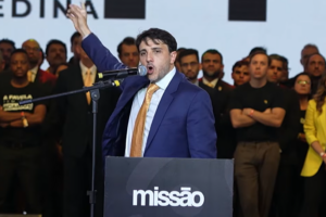 Missão informa que gabinete de Flávio Bolsonaro foi alertado de tentat