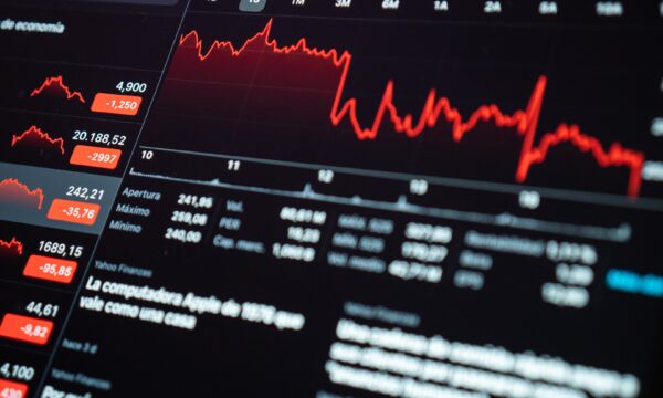 Produção industrial, Jolts e balanços de SpaceX e Itaú: o que move os