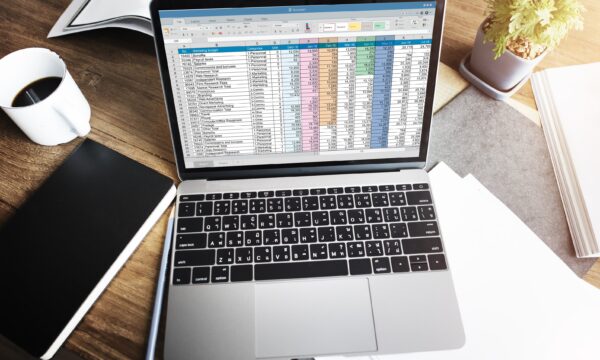 Tabela dinâmica com IA: como pedir para a inteligência artificial resumir e cruzar dados