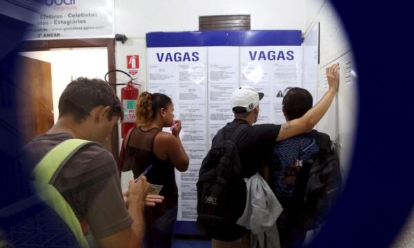 Caged: Brasil cria 58,6 mil vagas formais em julho, abaixo do esperado