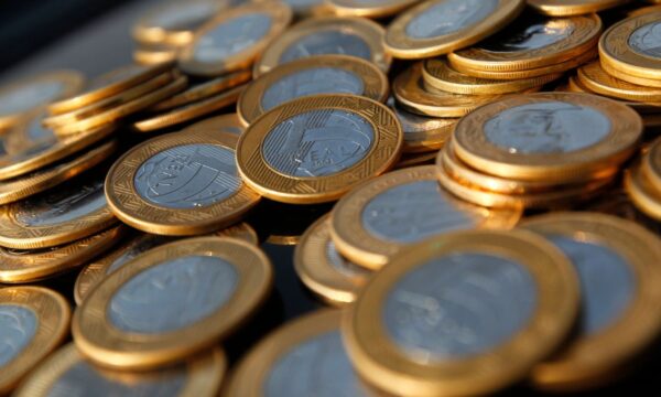 Tesouro Direto fecha semana sob estresse, com taxas dos Prefixados e I