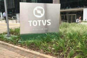 Totvs (TOTS3) cancela 20 milhões de ações e aprova nova recompra de at