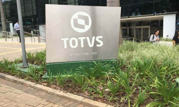Totvs (TOTS3) cancela 20 milhões de ações e aprova nova recompra de até 30 milhões de papéis
