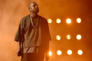 Kanye West anuncia shows na Rússia e ingressos esgotam em poucas horas