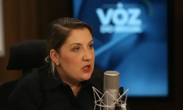Flávio Bolsonaro diz que ‘gostaria muito’ de ter Daniella Marques como vice