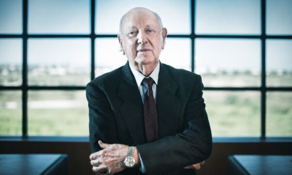Aos 97 anos, este bilionário gaúcho tem fortuna de R$ 3 bilhões com ch