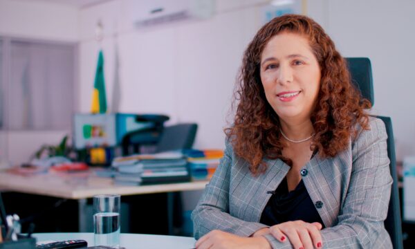 ‘Quem optou por ser servidor público não deveria querer ser milionário