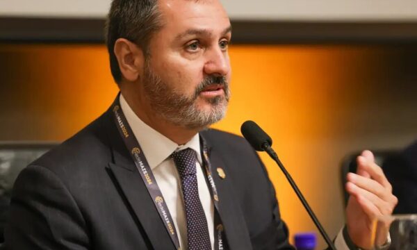 AGU de Jorge Messias vai recorrer de decisão de Mendonça que afasta de