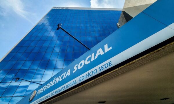 Justiça libera R$ 2,68 bilhões para pagamentos atrasados do INSS; veja